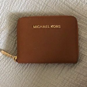 Michael Kohrs tan wallet